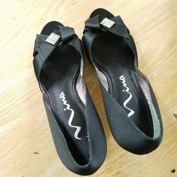 Black Nina Heels - Picture 6 of 8